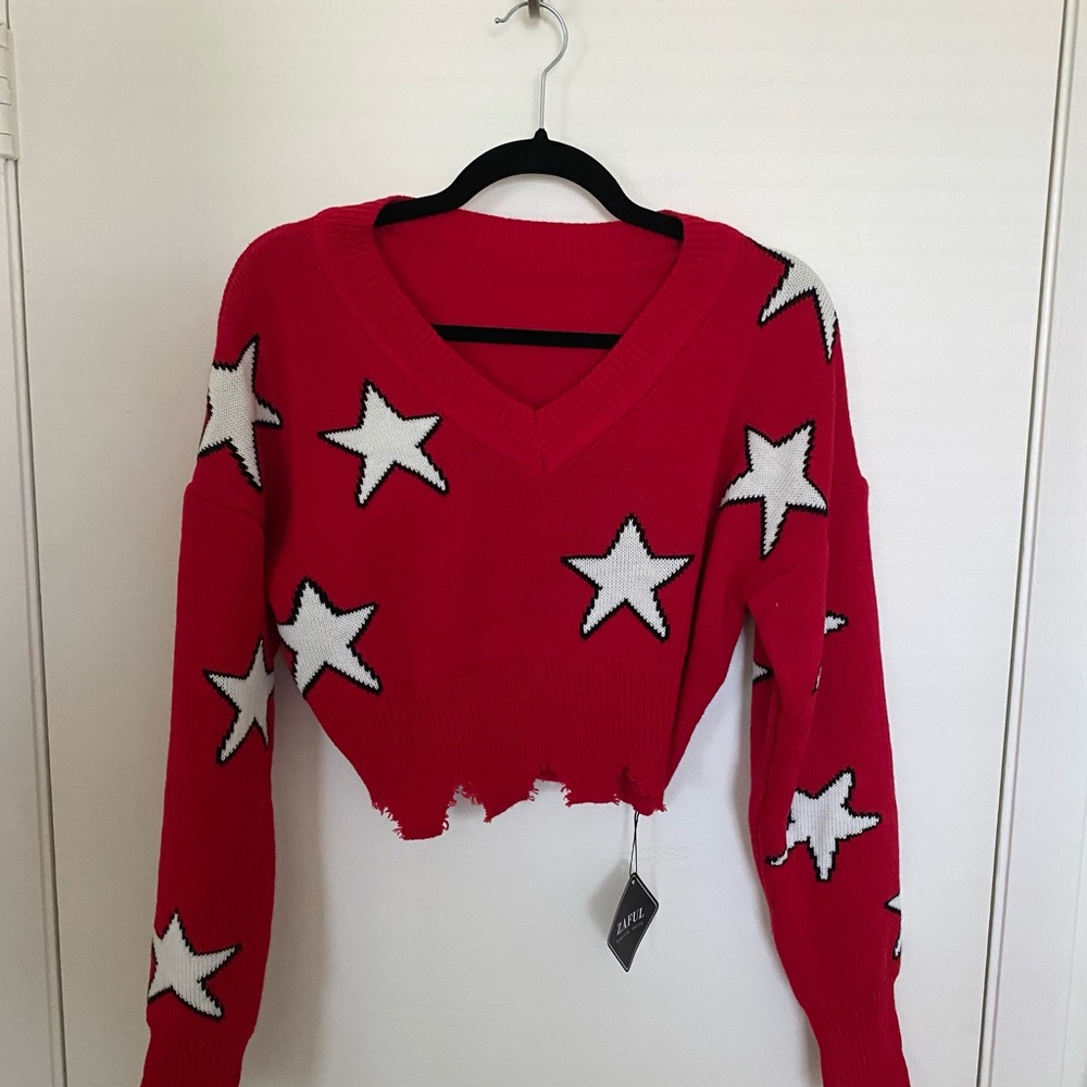 Cropped Raw-Hem Star Sweater